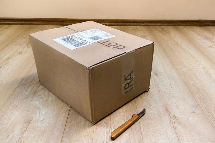 Colis acheté sur une marketplace reçu