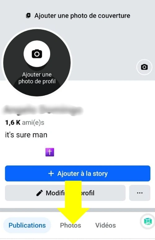 Clique sur les photos sur le profil