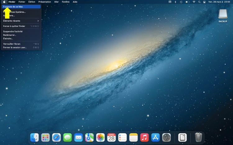 Cliquer sur à propos de ce mac dans le menu mac