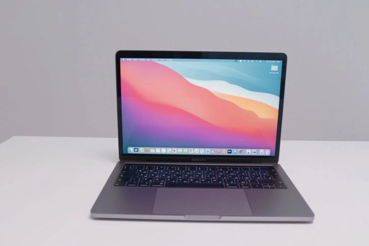 MacBook allumé