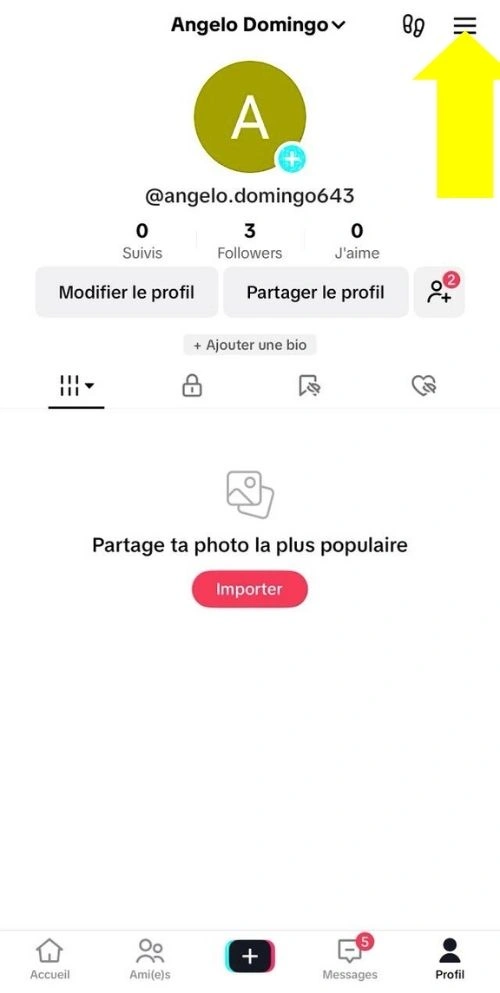 Cliquer sur trois barres en haut