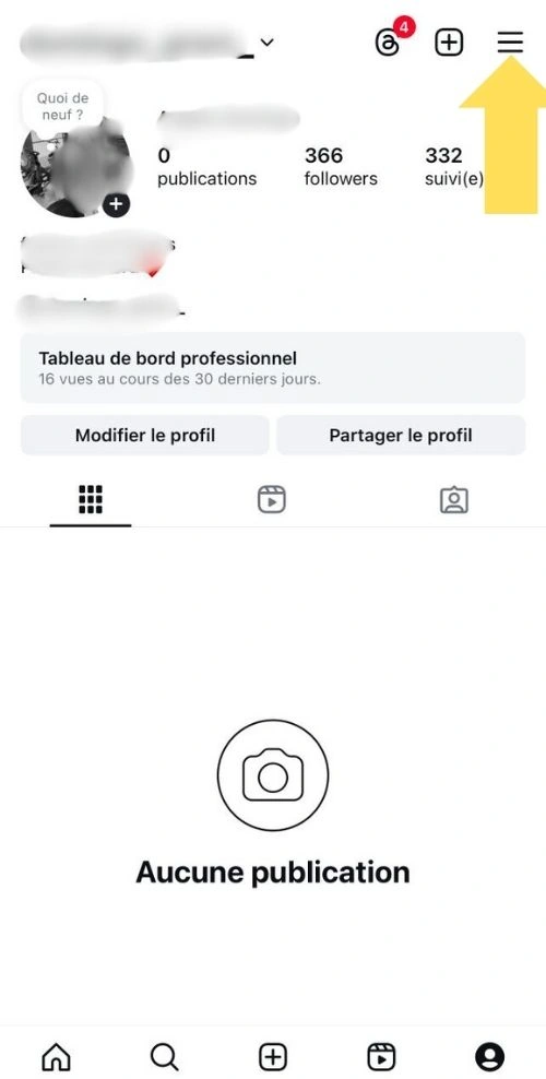 Cliquer sur les trois barres en haut